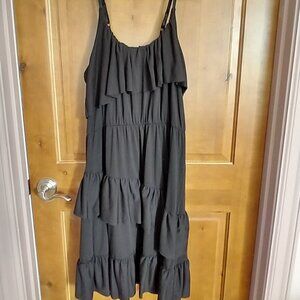 Tiered Strapless Flounce Dress